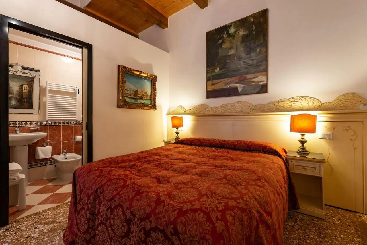 Aquavenice Locazione Turistica 2*, Venice Italy